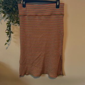 High waisted snug skirt
